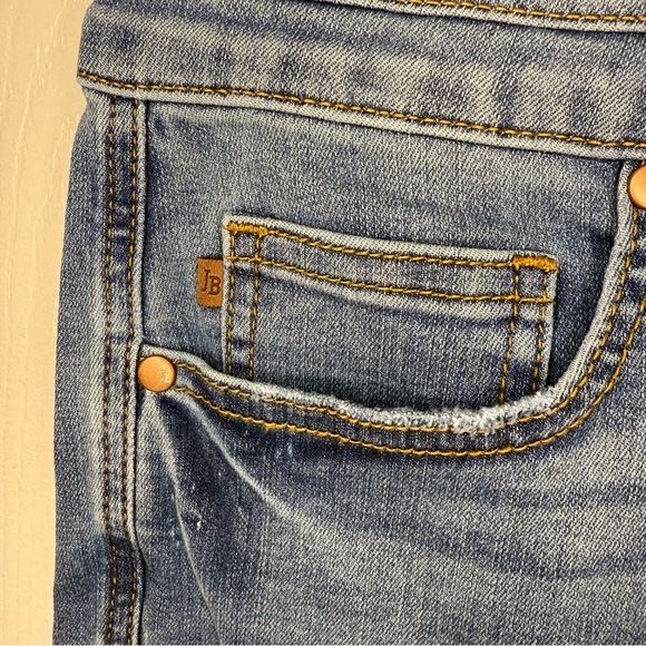 Judy Blue Summer Heat Tummy Control Top Double Button Shorts Style JB150337 GUC - Picture 3 of 9